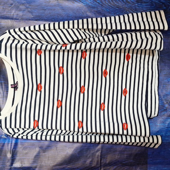 Betsey Johnson Tops - betsey johnson striped and lips top